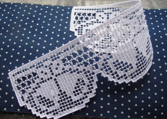 FSL Christmas Bells Lace Review